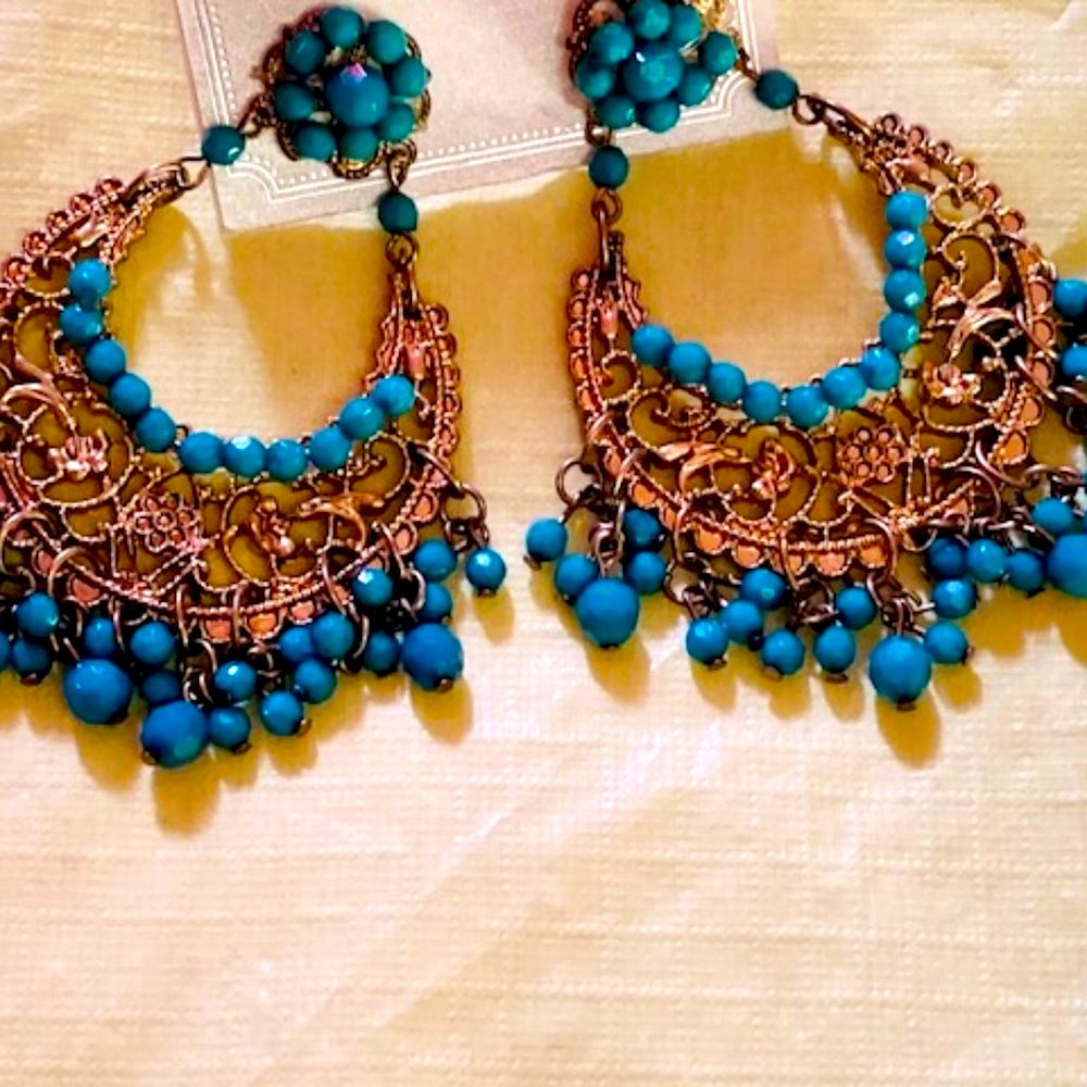 TURQUOISE colored & golden GORGEOUS EARRINGS